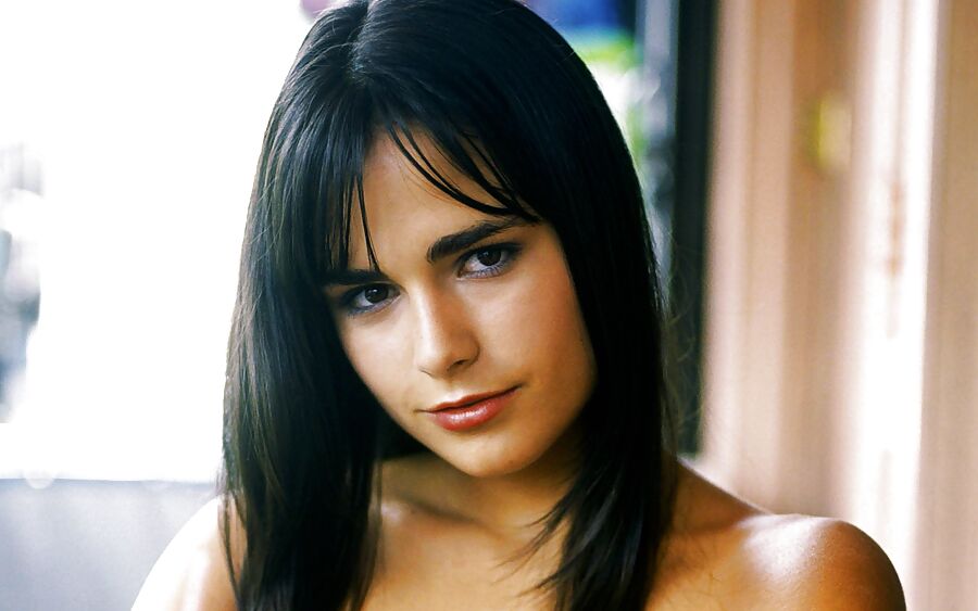 Jordana Brewster
