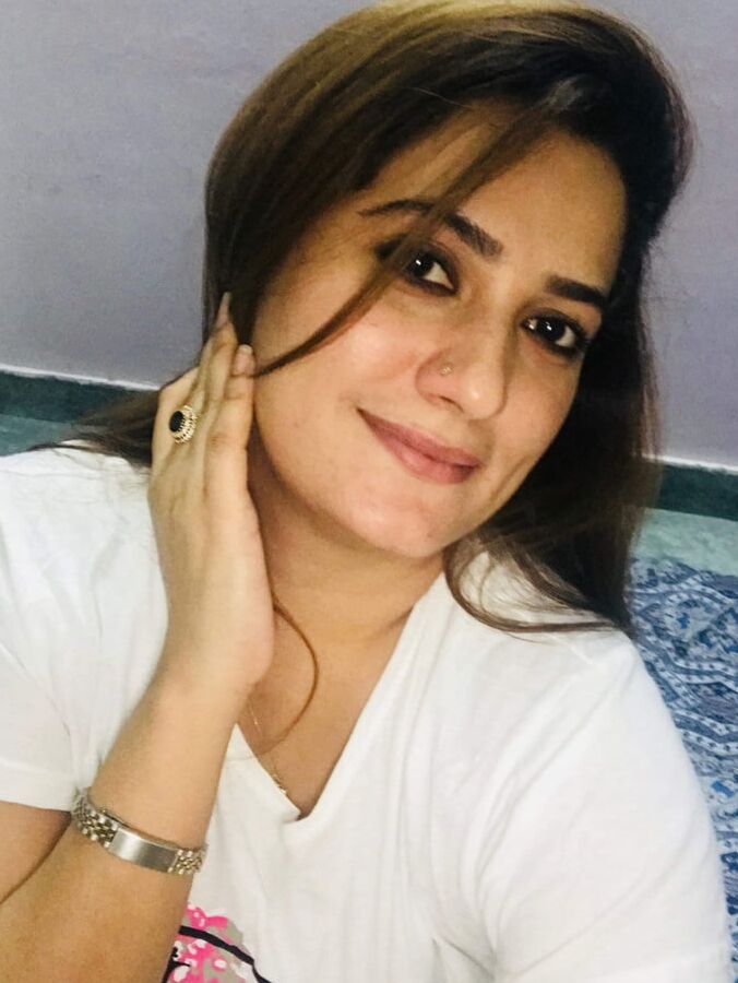 Pakistani call girl