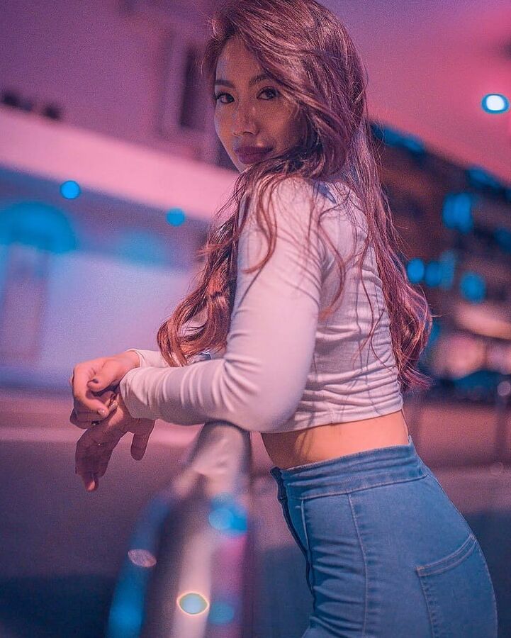 Sexy Asian Bitch
