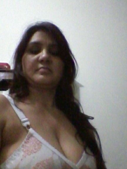 Pakistani Beautiful Bhabhi Bitch