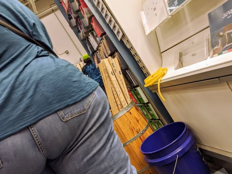 Hispanic Mature Wide Big Ass