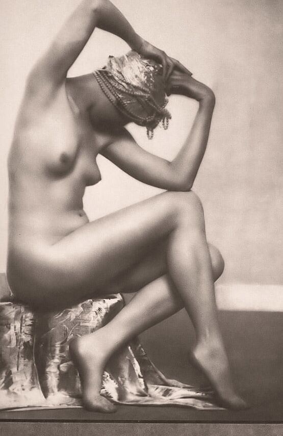 Nudes - to