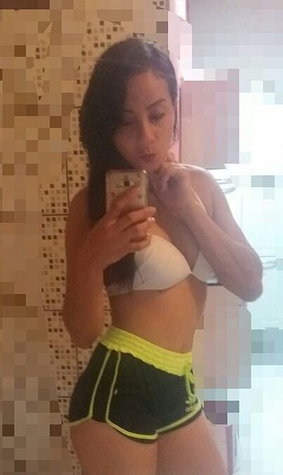 Rayssa 盗まれた写真が露出したふしだらな女