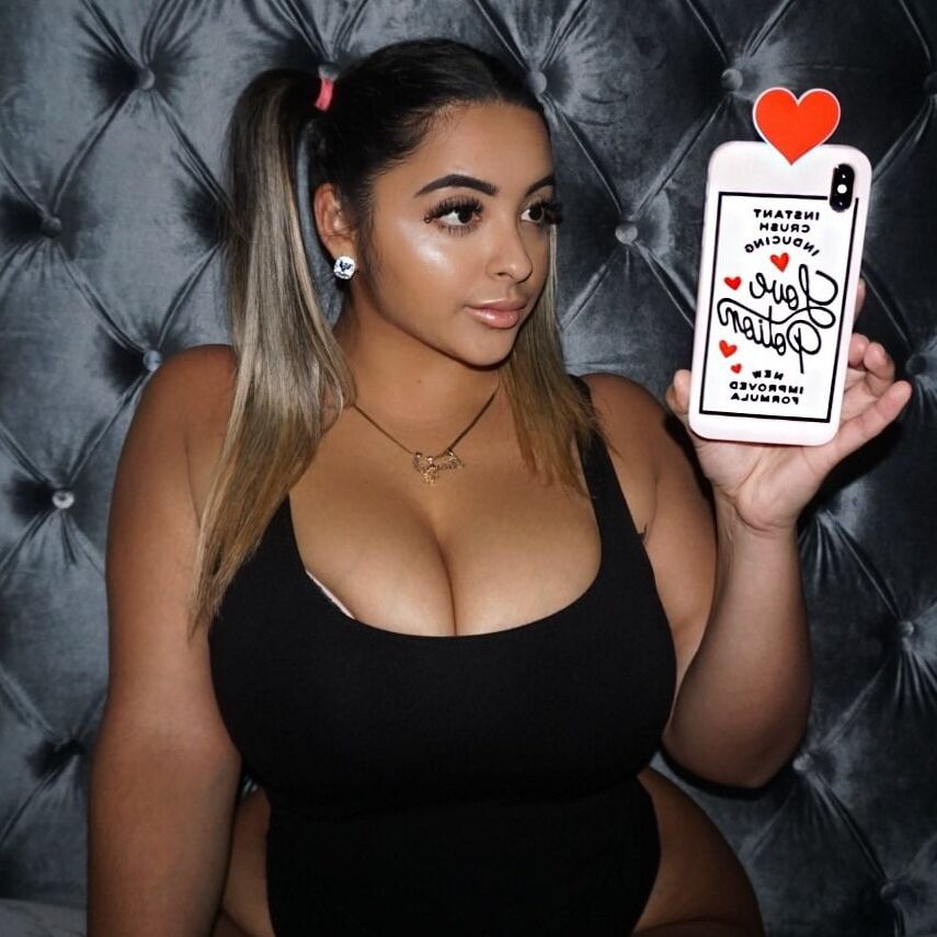 DREAM BBW - TANIA RUBIO