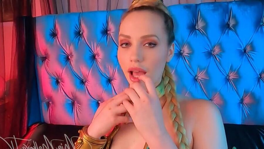 Mia M