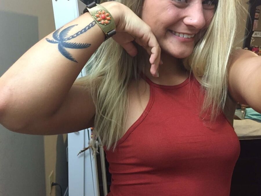 Deanna J ()
