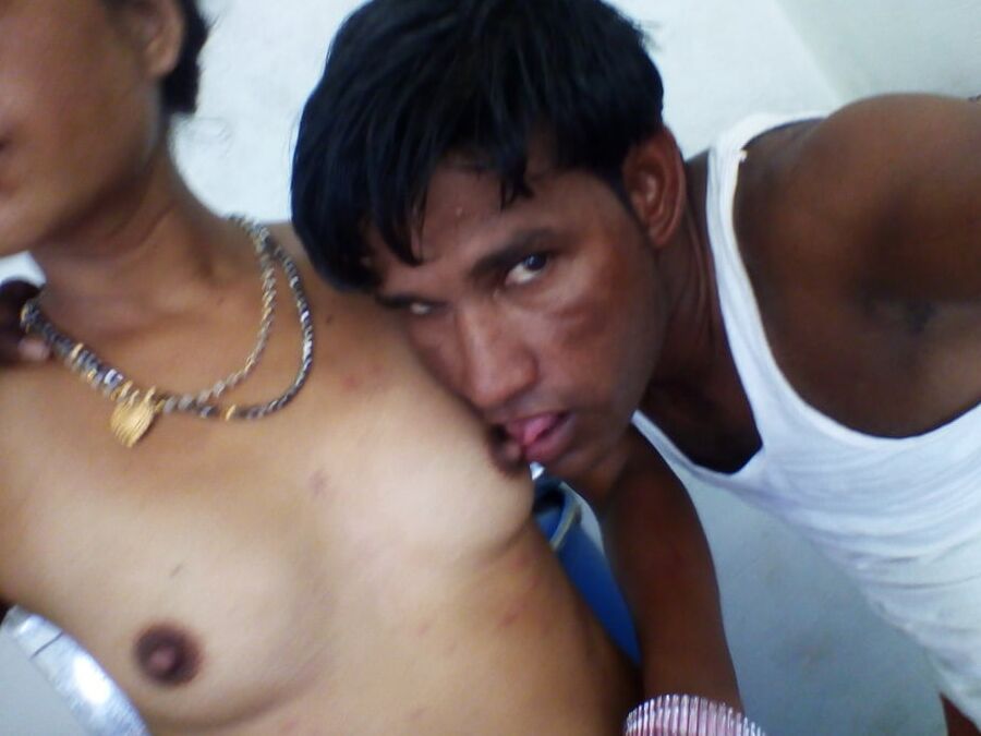 Sexy Bhabhi fucked with neighbour