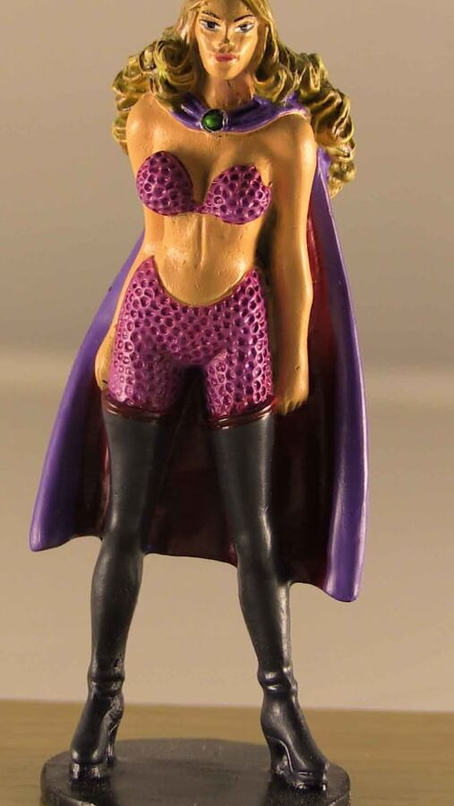 Zora la vampira - Zora (vampire)
