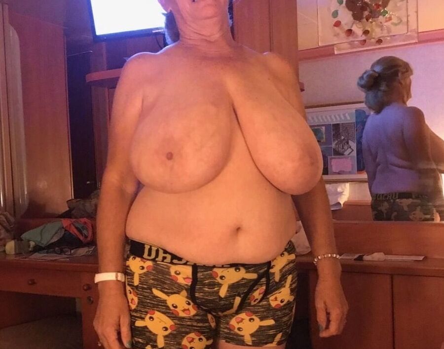 Big Tit Amateur (Grannys Juggs)