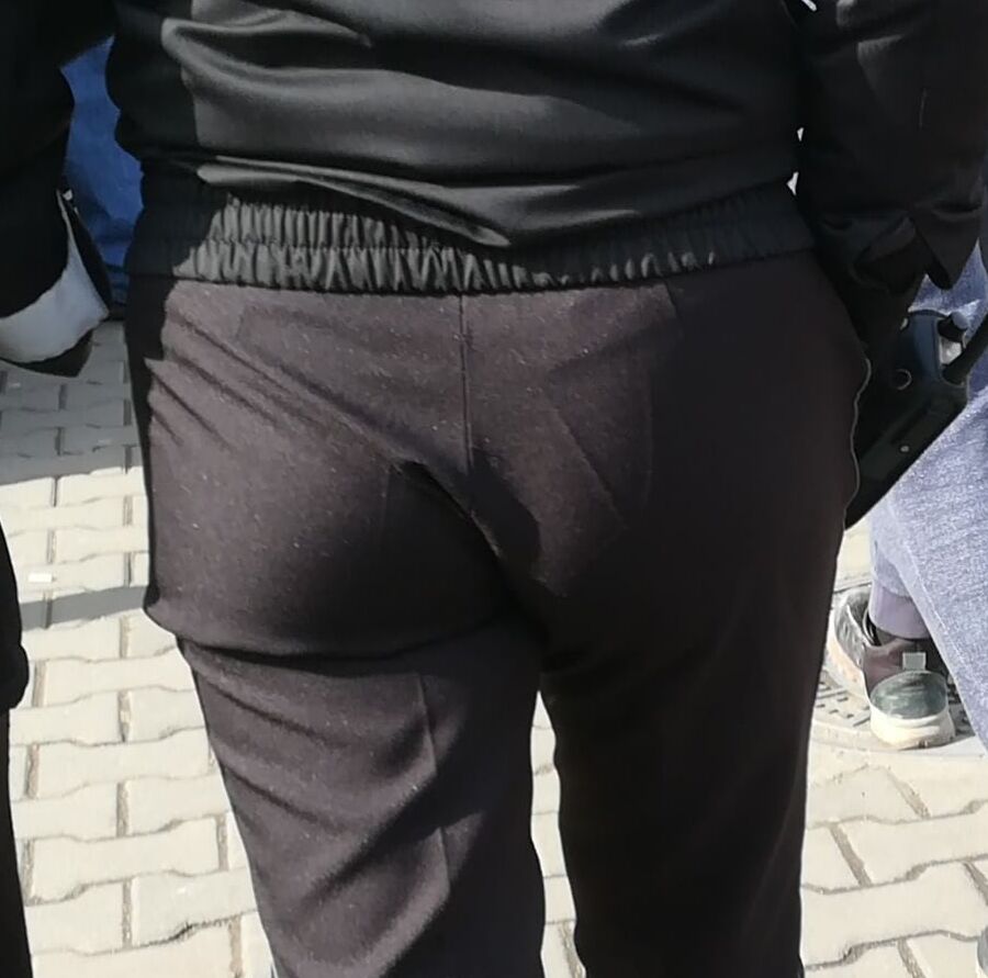 Romania ass