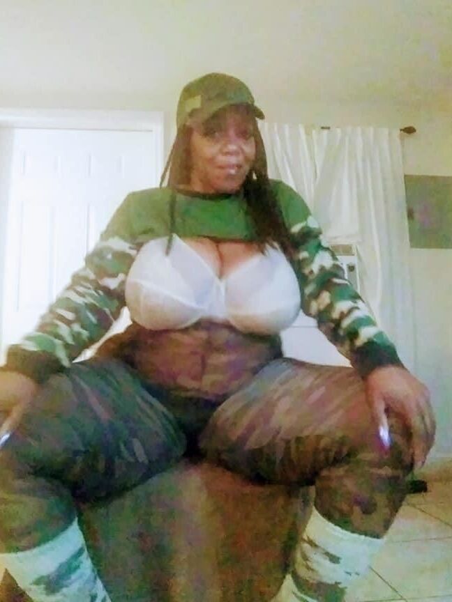 Facebook hoes