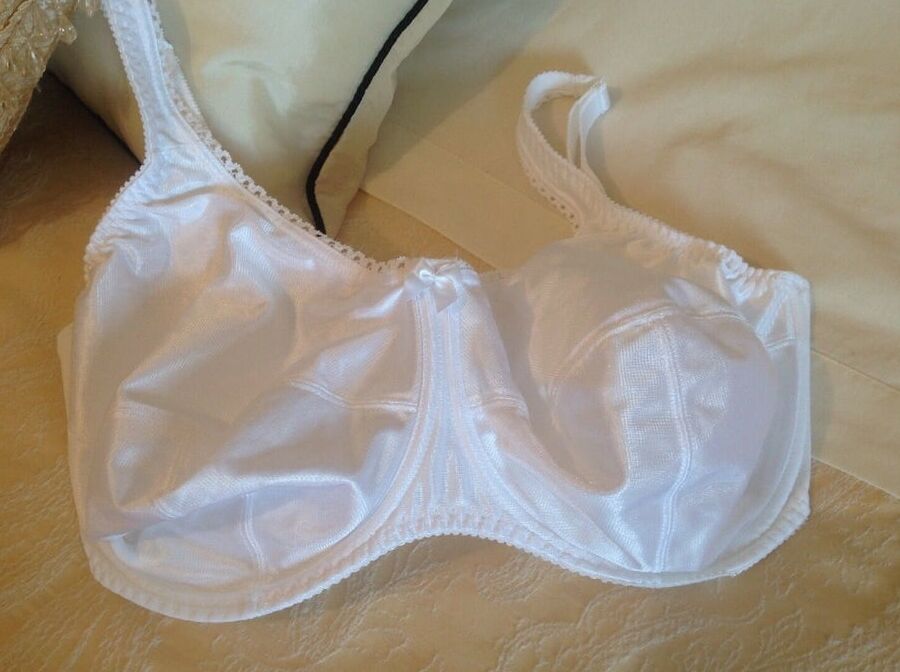 Bra shots