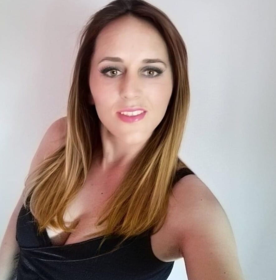 Bosnian Milf Mom