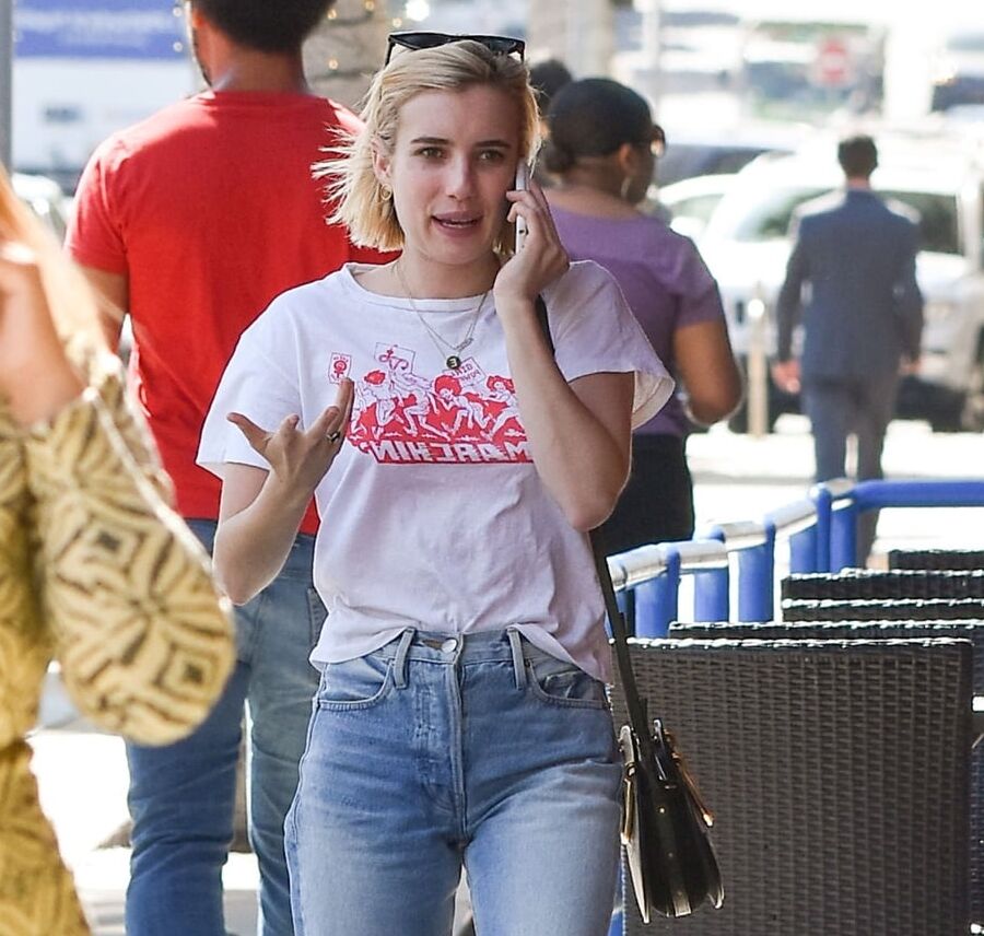 Emma Roberts obsession queen!