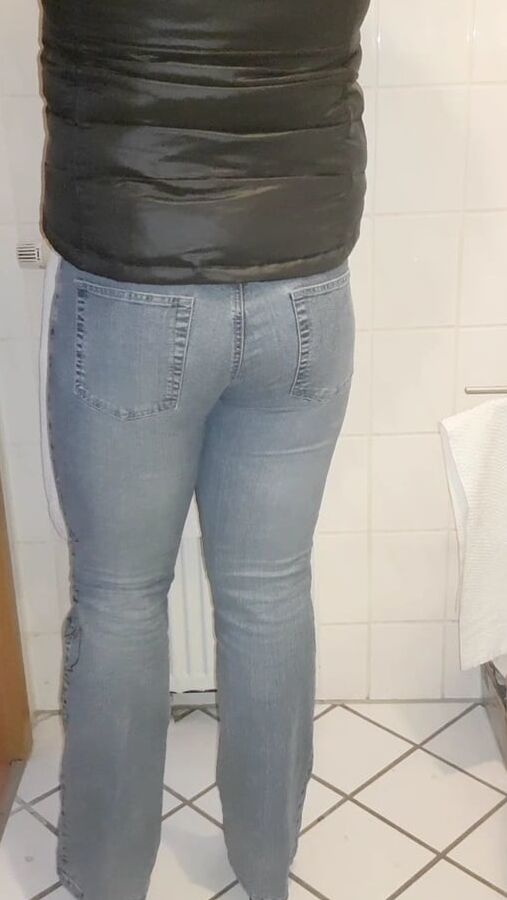 Jeans pissen