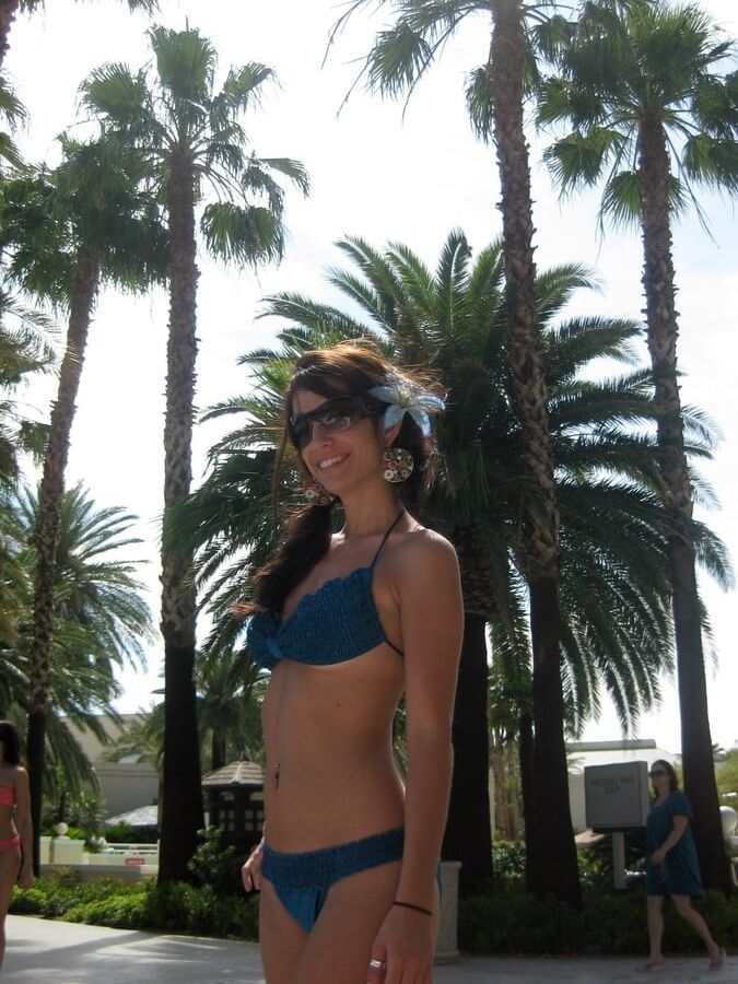 Brunette Non-nude