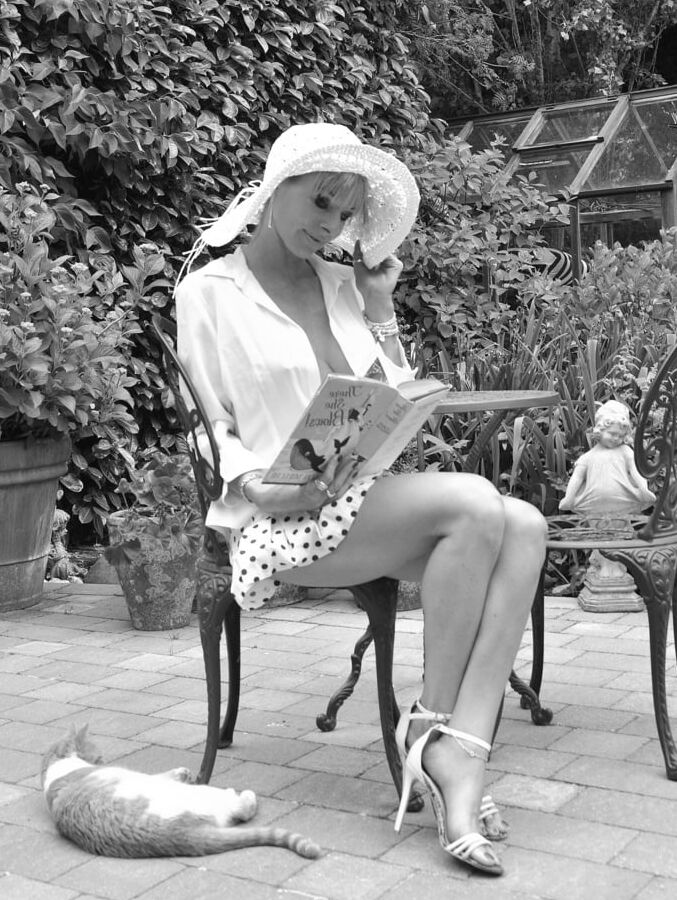 Blonde British Cougar