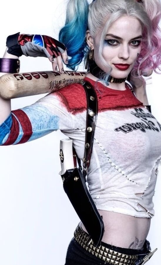MARGOT ROBBIE PICTURES