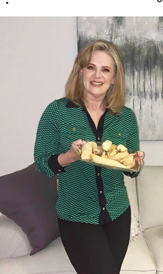 Famosas Erika Buenfil tetona actriz mexicana