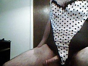 Aphrodite&;s New Kitten Outfit