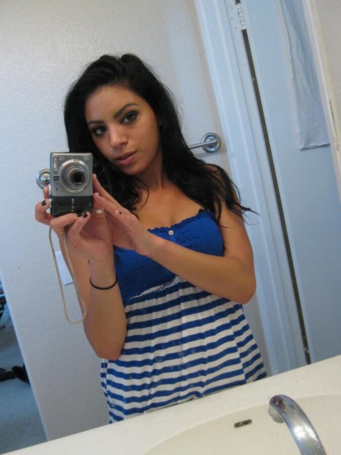 Casey-Sexy Selfies