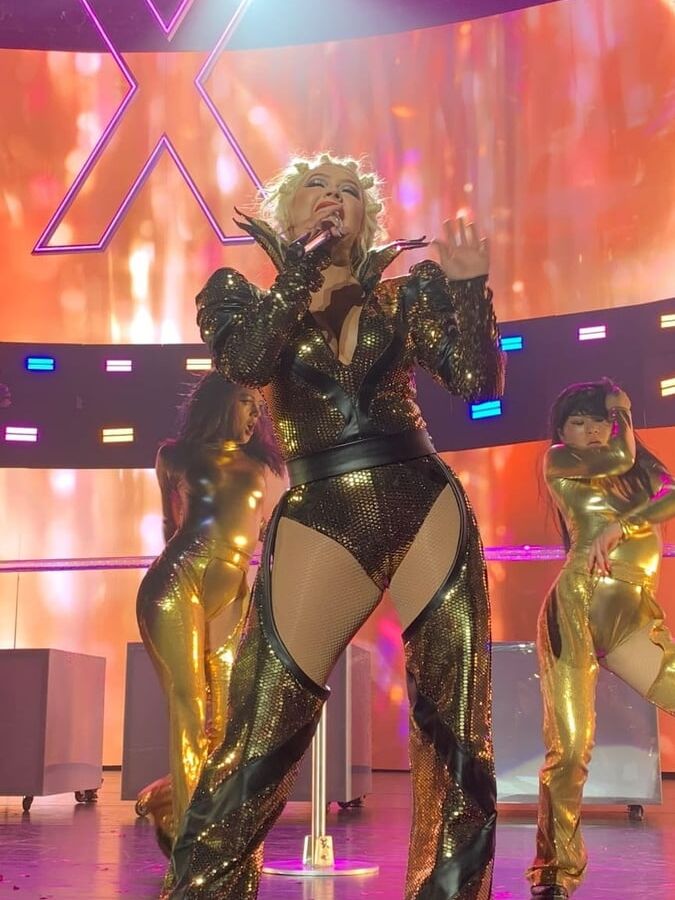CHRISTINA AGUILERA