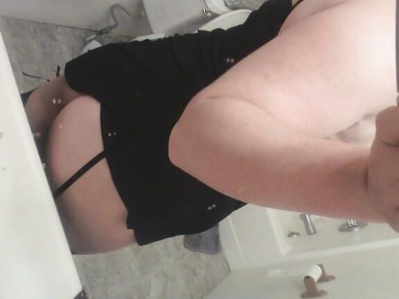 Cette petite allumeuse n&;a pas de culotte