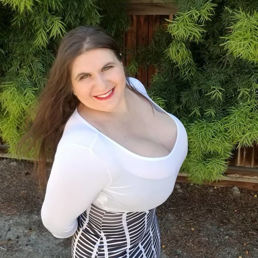 Bbw mix (Busty dressed)
