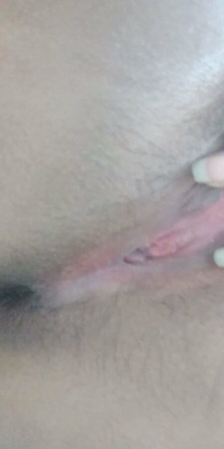 My cousin share some nude pics