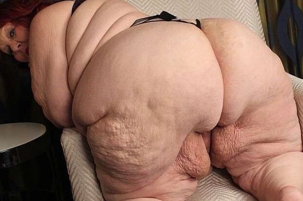 Huge sexy ass!