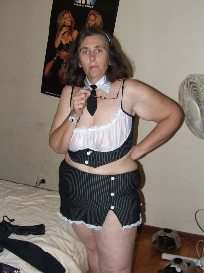 uniform bitch me
