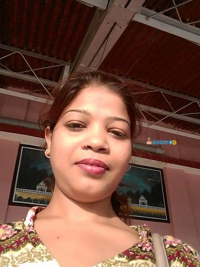 Desi VIllage wife