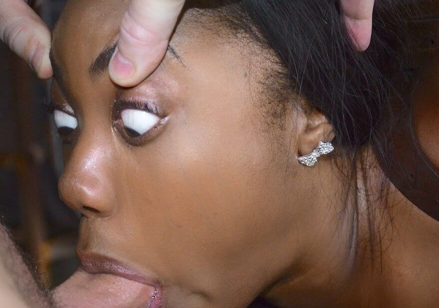 Ebony suck