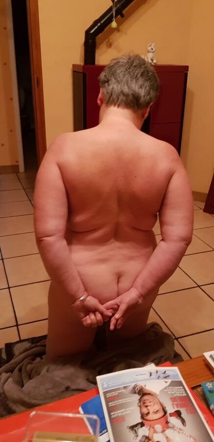 Ses fesses offertes