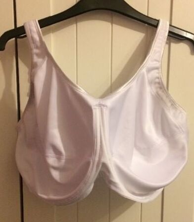 Used J-K cup bras