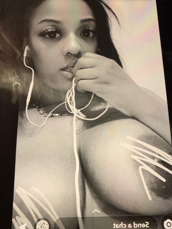Snap chat chicks