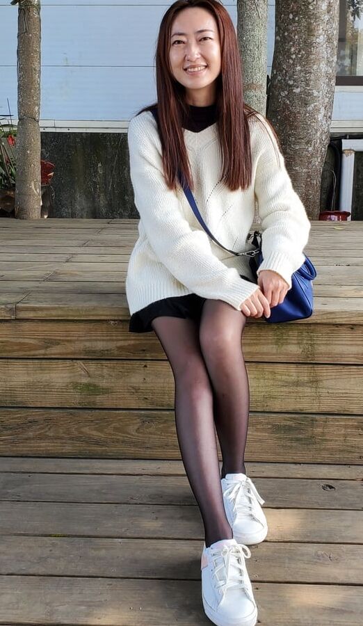 Skinny Legged Chinese Wife in Pantyhose