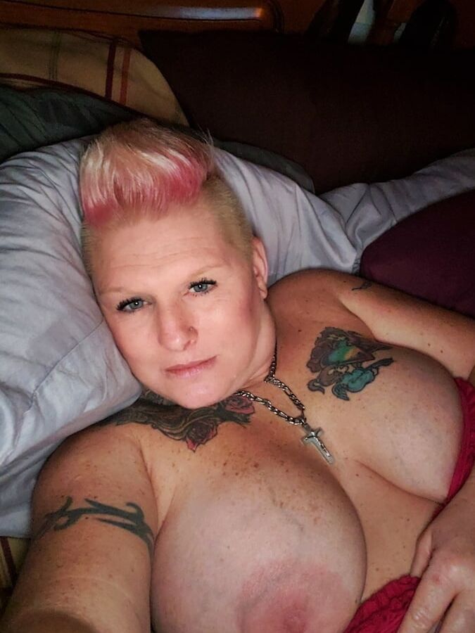 Another Hot pussy and big tits i fuck