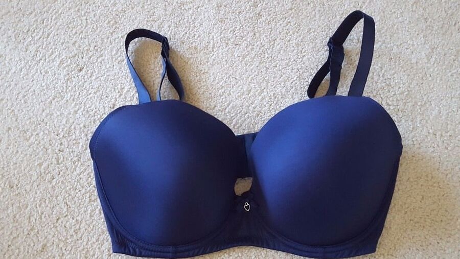 Used J-K cup bras