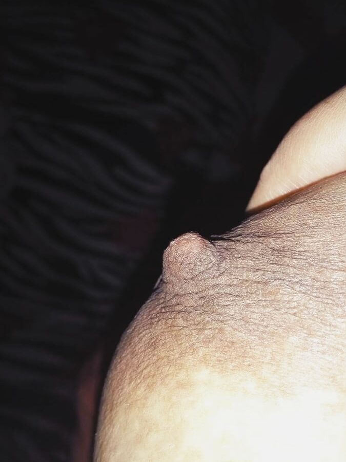 Beautiful wife showing her delicious big boobs and hot body
