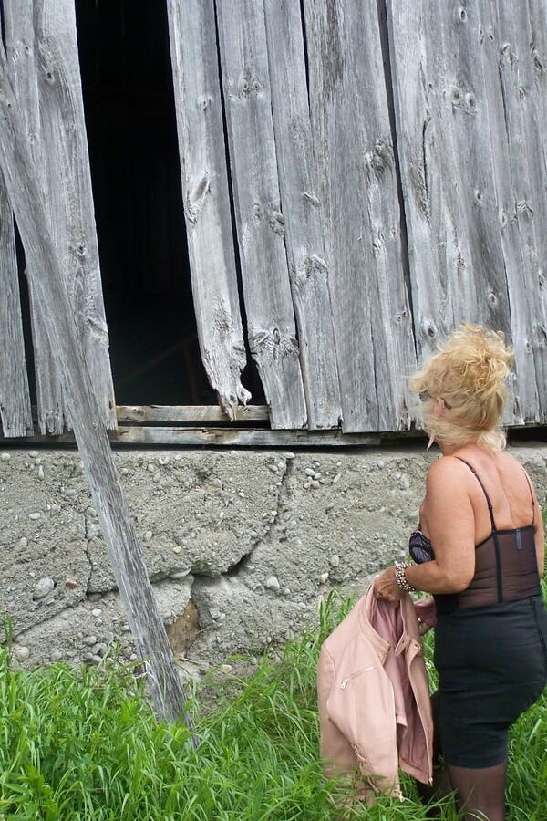 Another Barns, Boobs plus Potter&;s