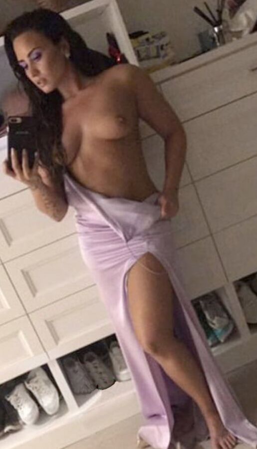 Demi Lovato Nude Photos Leaked