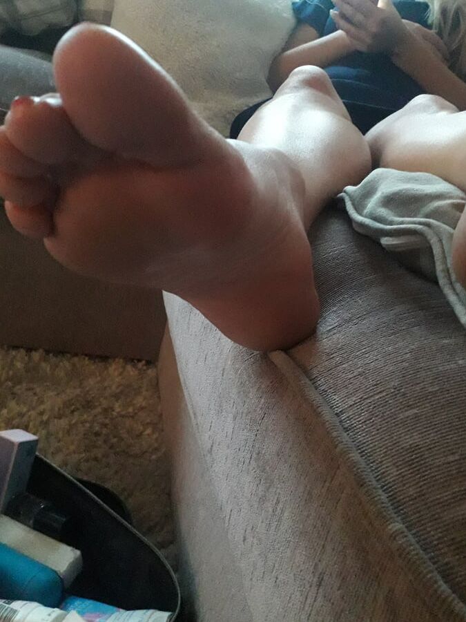 Girlfriends feet