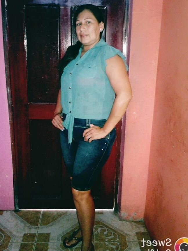 adri nogera mature