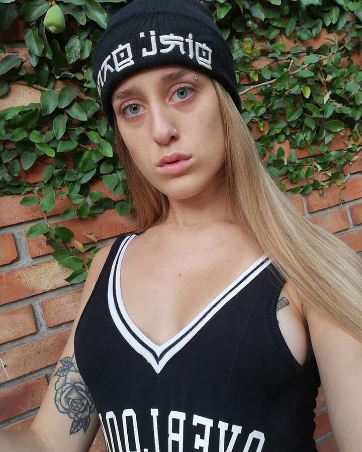 On Instagram- caroladawi