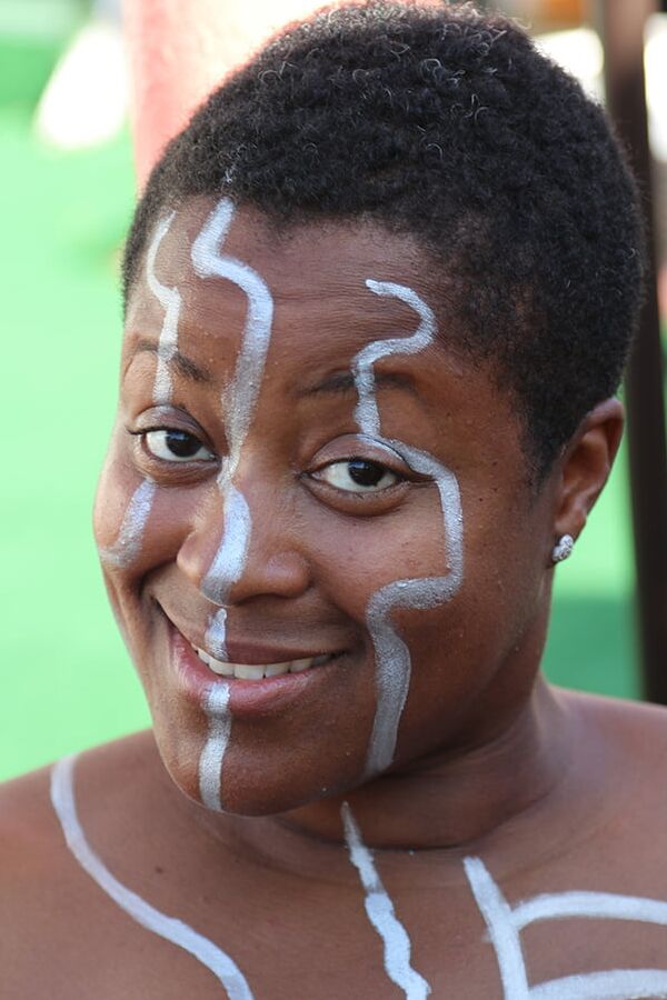 Bodypainted Curvy Thick Ebony