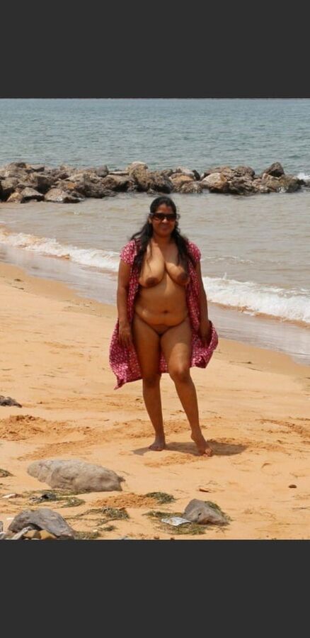 Exposing aunty