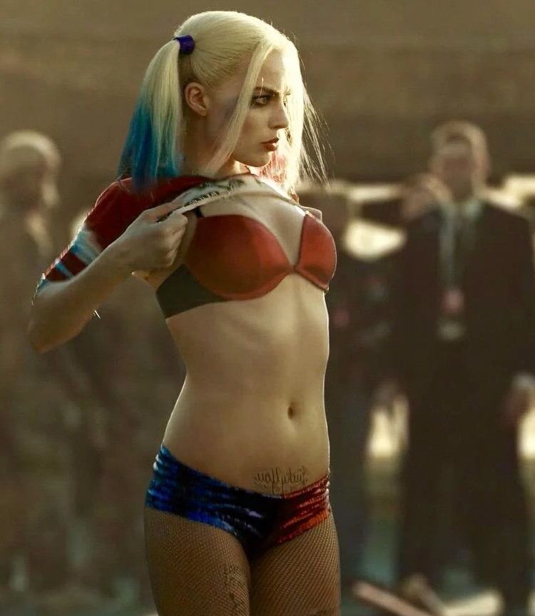 Celeb Sunday Margot Robbie