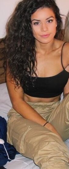 Sexy Sweetheart Megan, Age for Cum and Comments