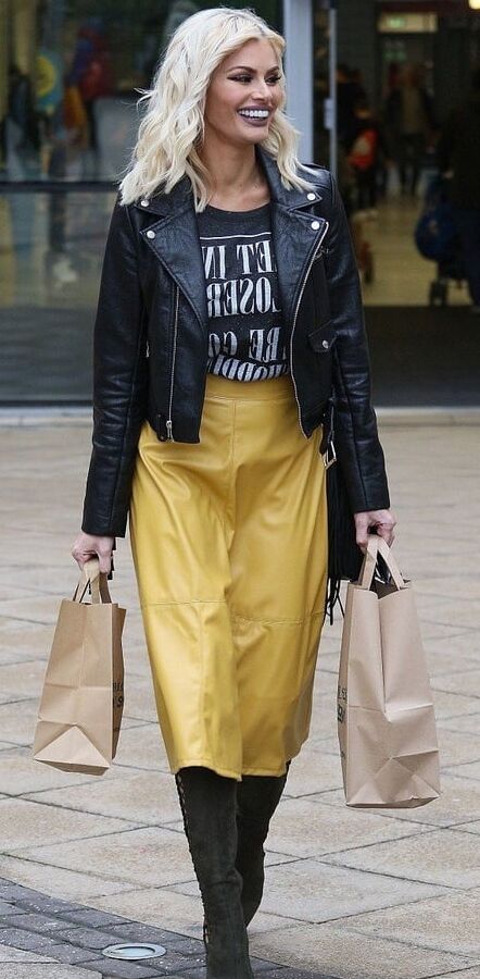 Female Celebrity - Chloe Sims